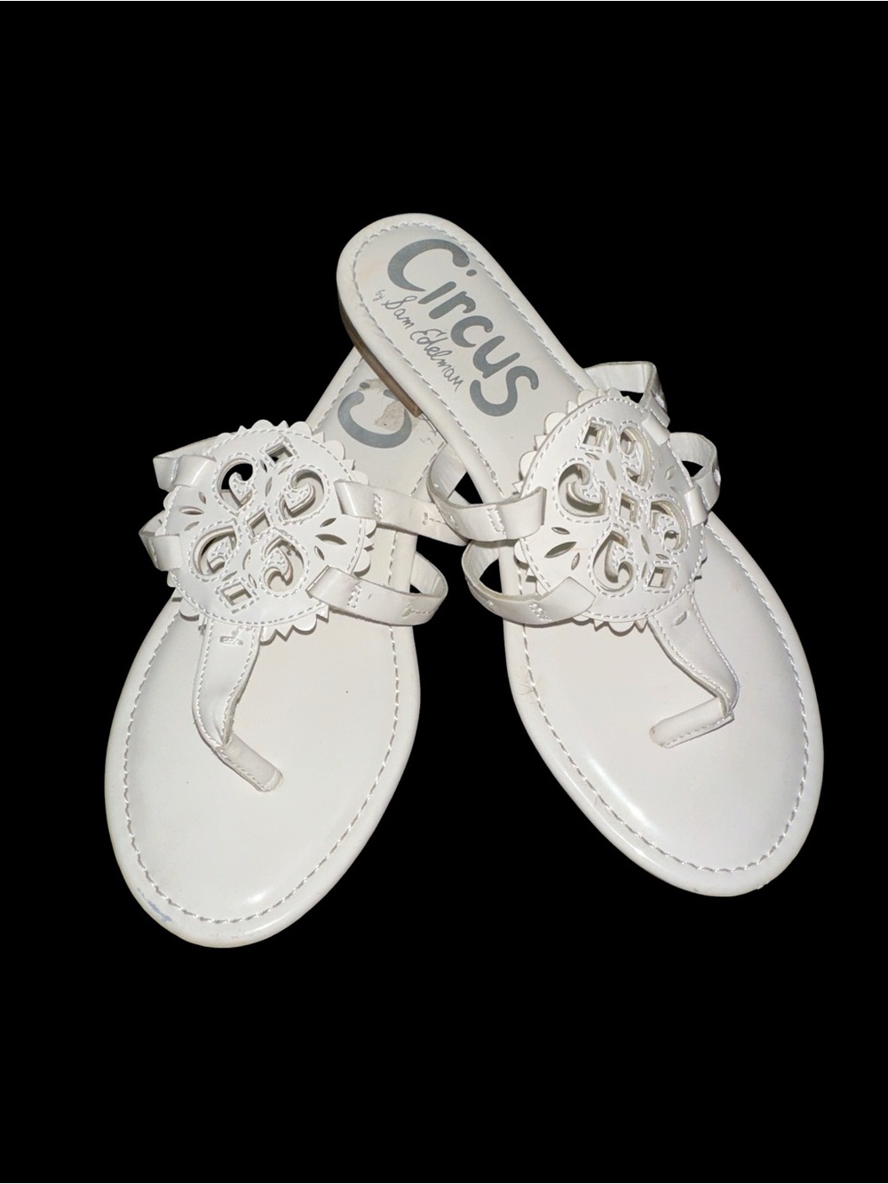Circus‎ by Sam Edelman White Leather Cutout Medallion Thong Sandals size 6.5